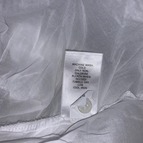 Banana republic button blouse - Picture 5 of 5